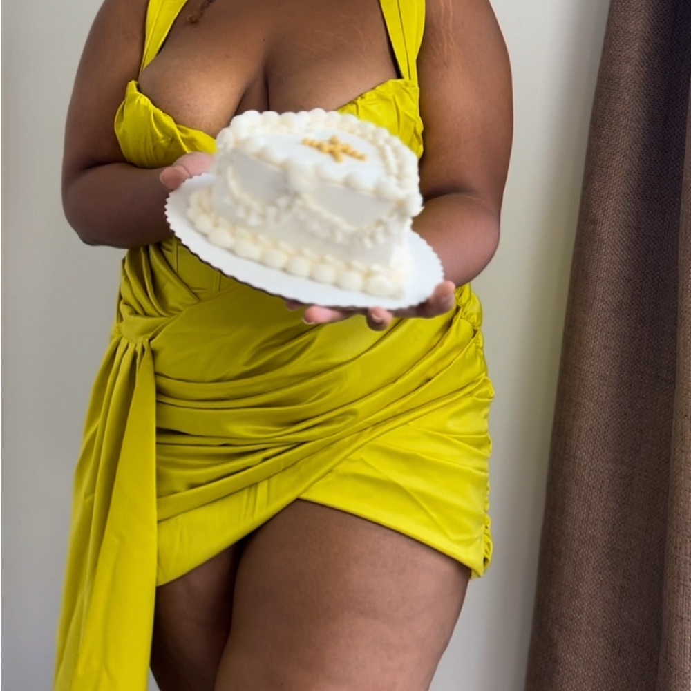 PrettyLittleThing Chartreuse set